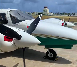 Anguilla Aircraft Painting